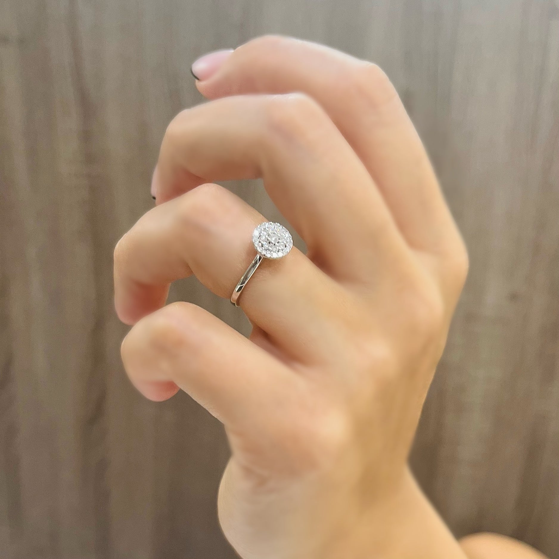 Диамантен пръстен бяло злато 14 карата с 0.29 карата диаманти